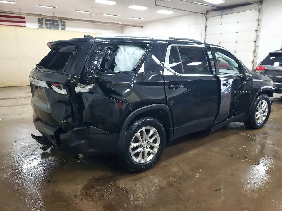 2018 CHEVROLET TRAVERSE LT  