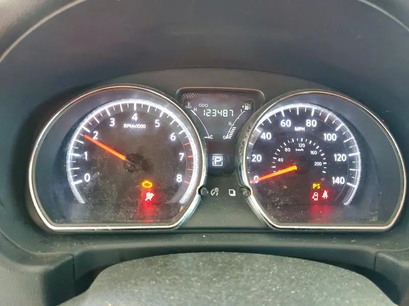 2019 NISSAN VERSA SV  