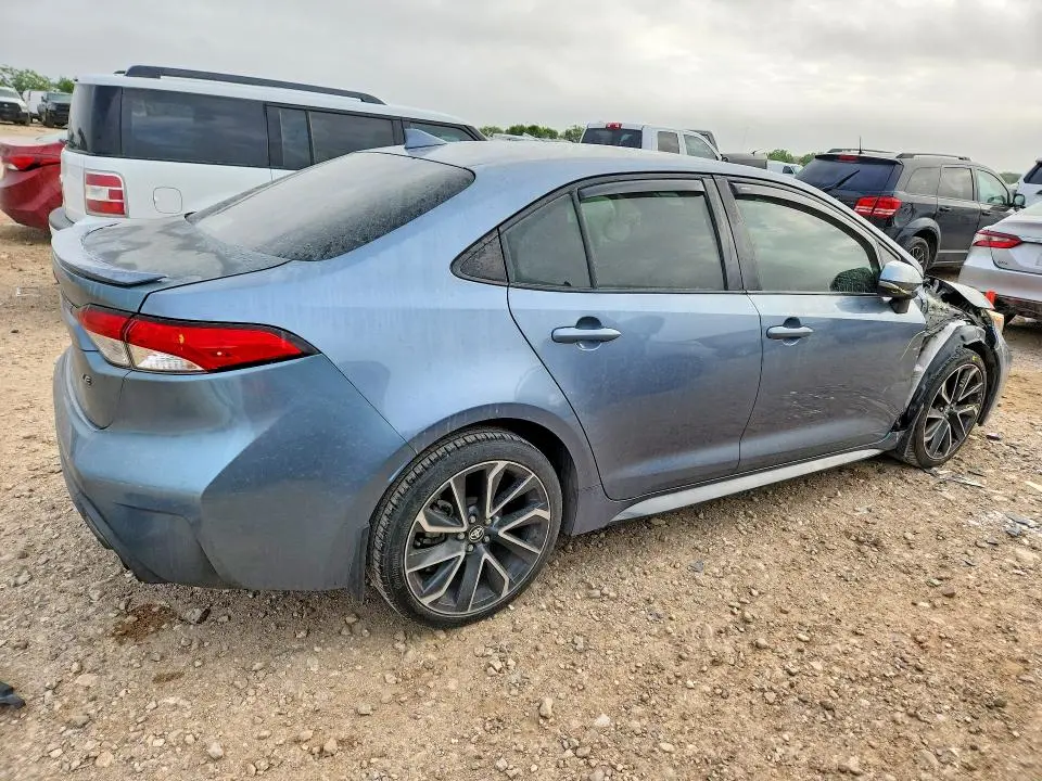 2021 TOYOTA COROLLA SE  