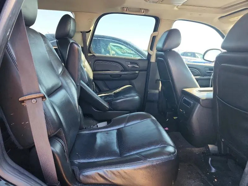 2011 GMC YUKON DENALI  