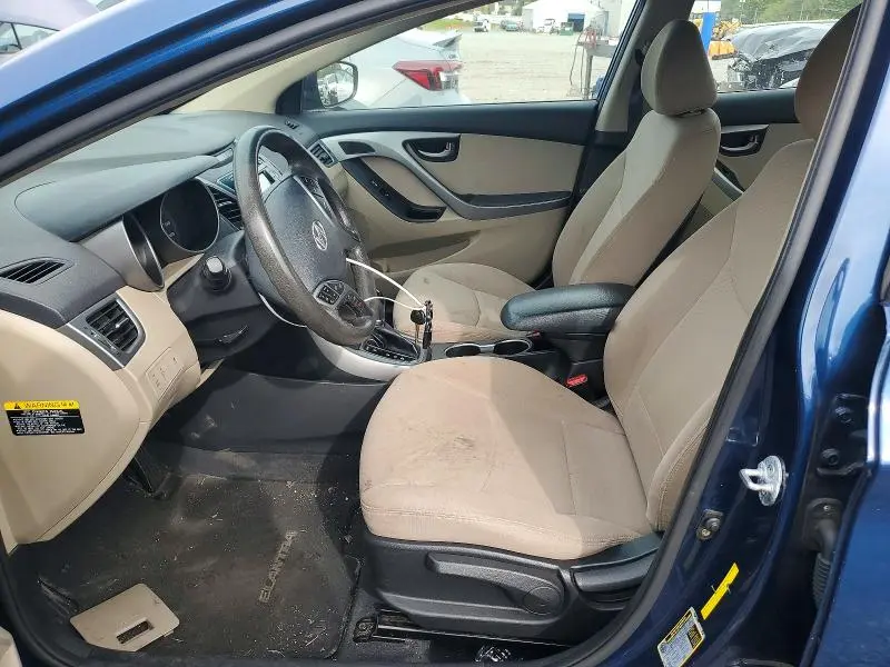 2015 HYUNDAI ELANTRA SE  