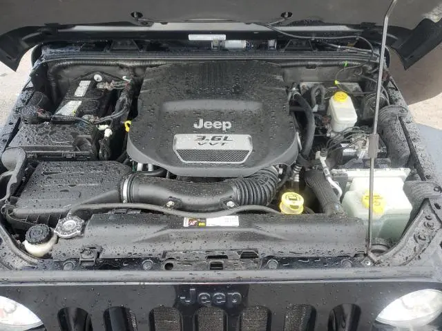 2013 JEEP WRANGLER SAHARA  