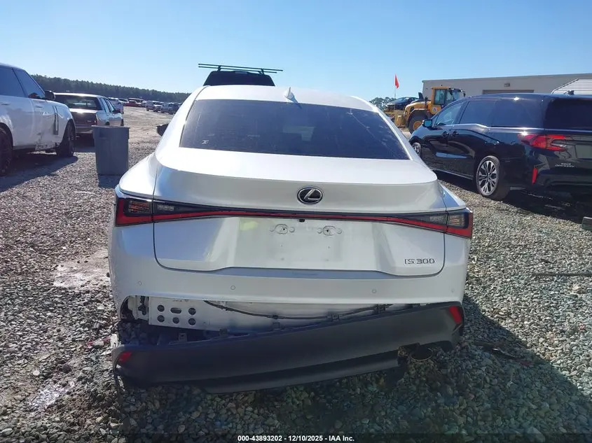 2024 LEXUS IS 300  