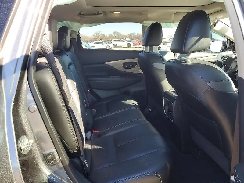 2015 NISSAN MURANO S  