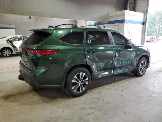 2023 TOYOTA HIGHLANDER HYBRID XLE  