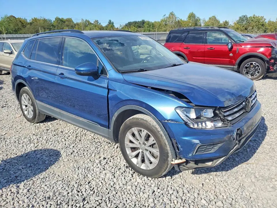2018 VOLKSWAGEN TIGUAN SE  