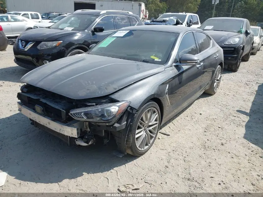 2020 GENESIS G70 2.0T RWD