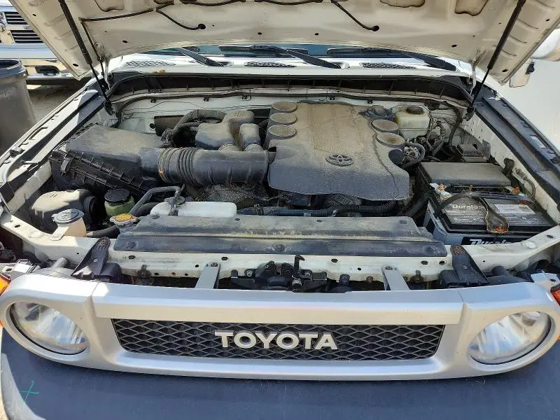 2013 TOYOTA FJ CRUISER BASE  