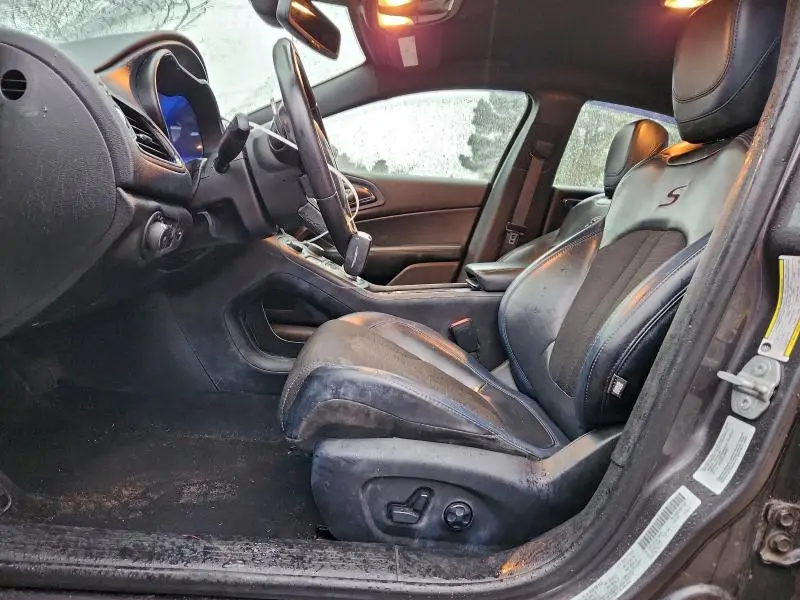 2016 CHRYSLER 200 S  