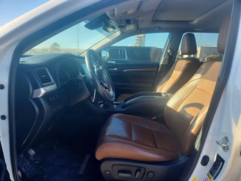 2019 TOYOTA HIGHLANDER LIMITED  