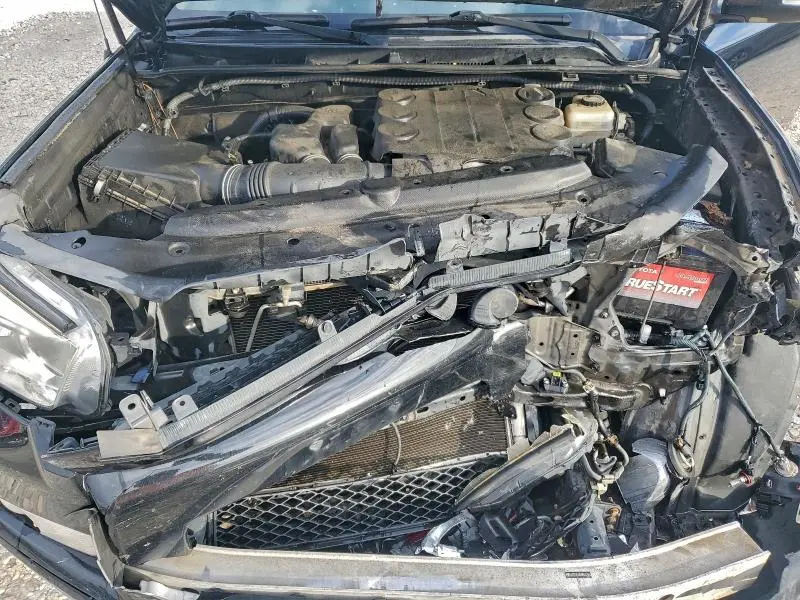 2011 TOYOTA 4RUNNER SR5  