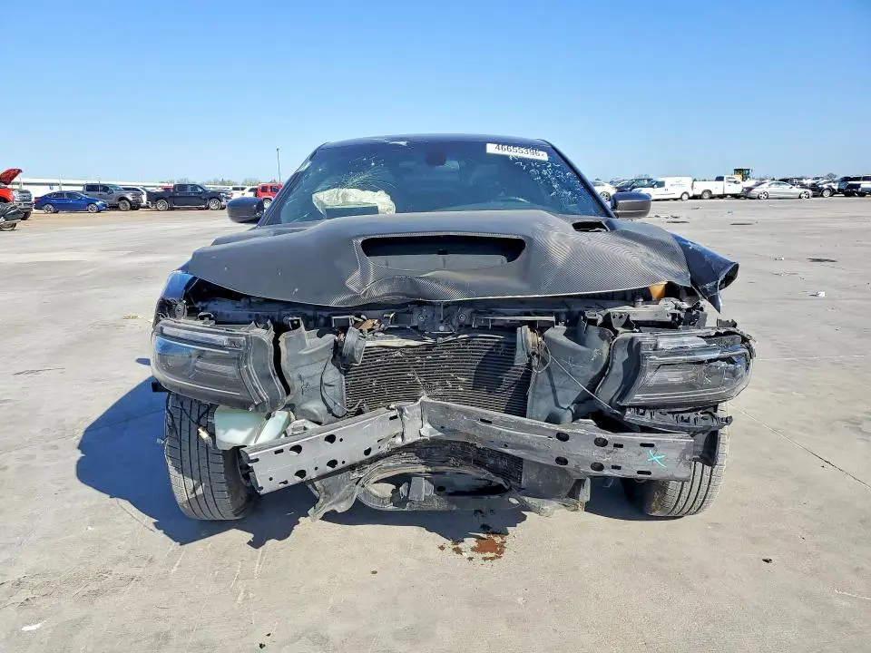 2019 DODGE CHARGER SXT  