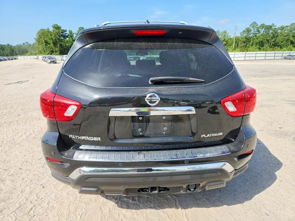 2017 NISSAN PATHFINDER PLATINUM  