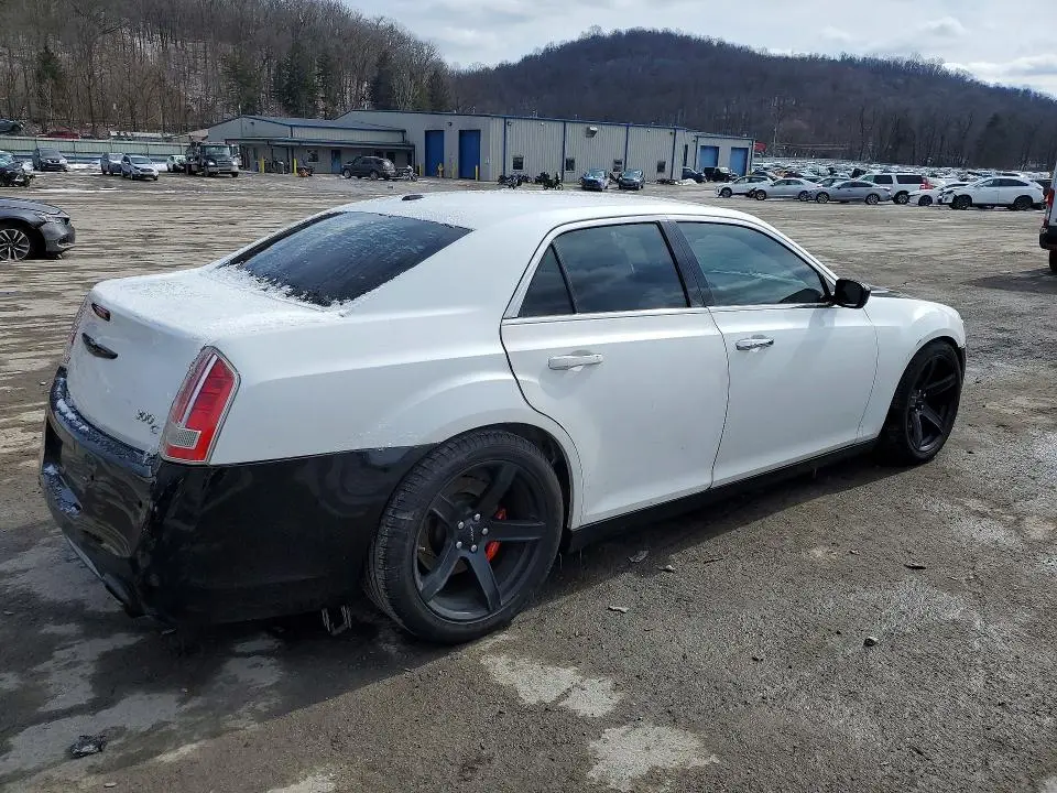 2013 CHRYSLER 300C   