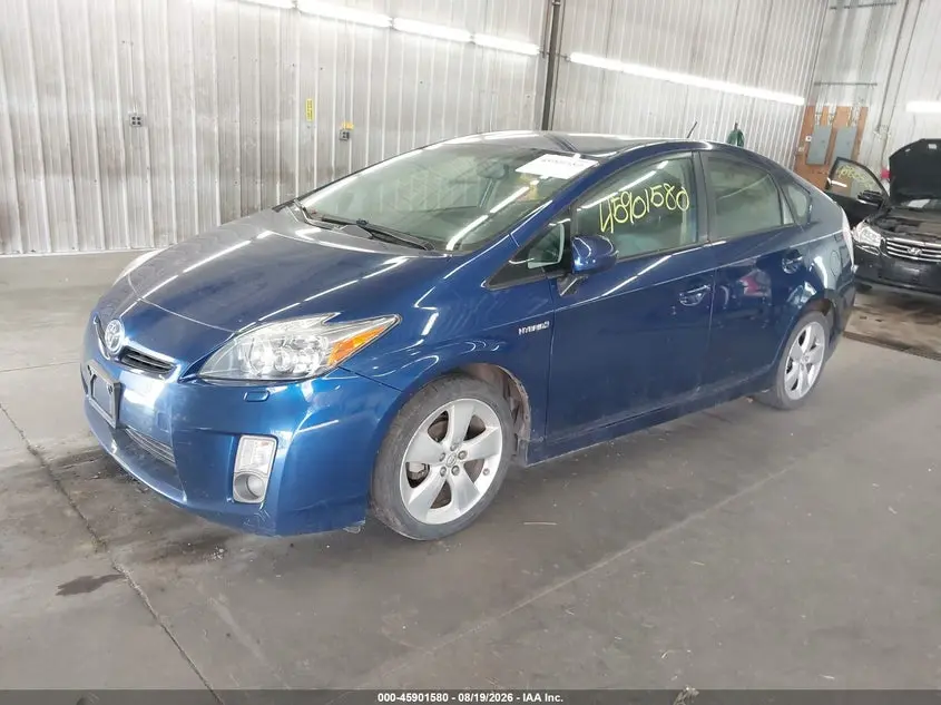 2010 TOYOTA PRIUS V