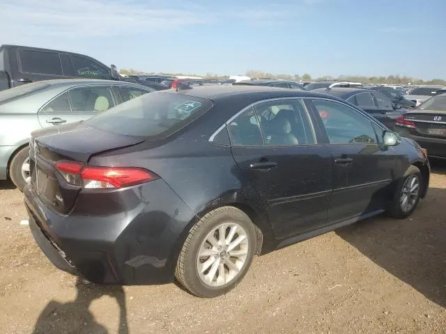 2020 TOYOTA COROLLA XLE  