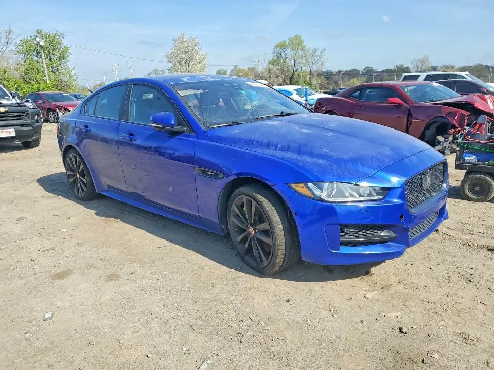 2017 JAGUAR XE R - SPORT  