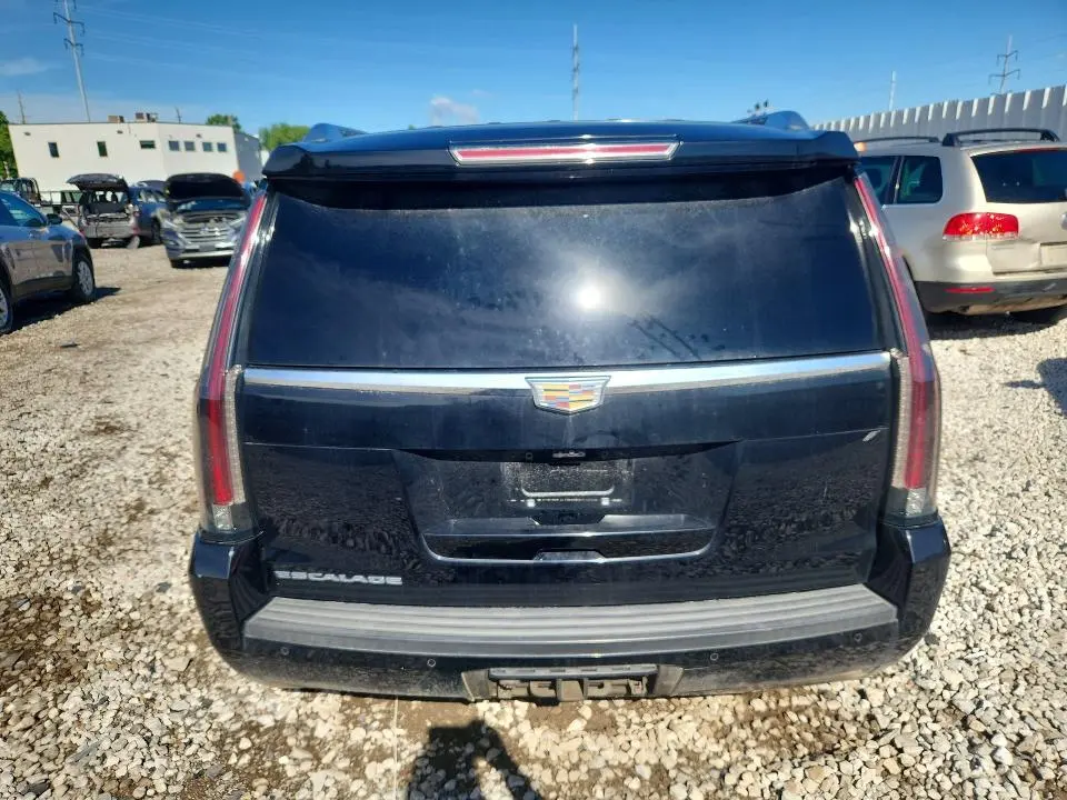 2017 CADILLAC ESCALADE ESV PREMIUM LUXURY  