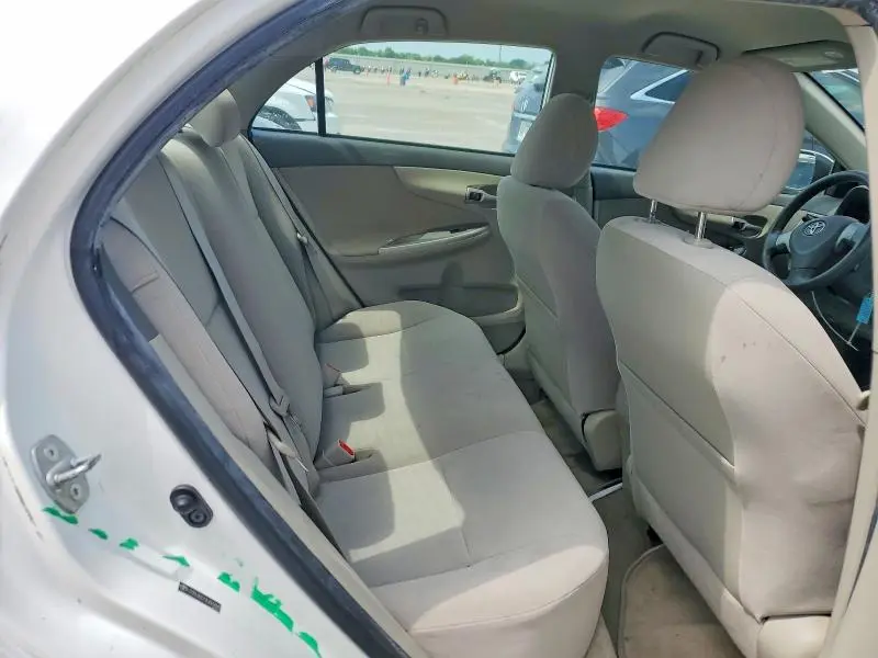 2010 TOYOTA COROLLA LE  