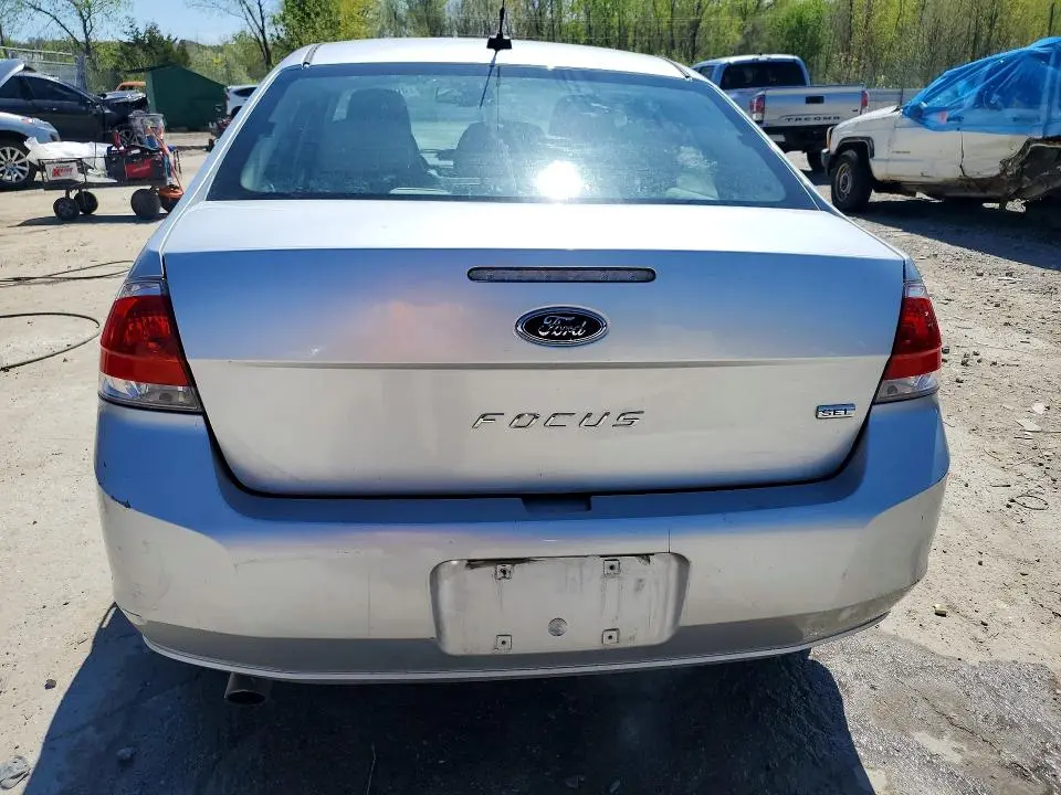 2010 FORD FOCUS SEL  