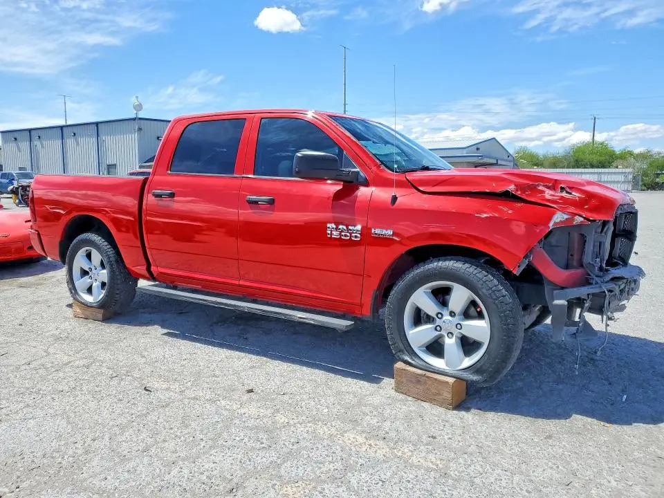 2014 RAM 1500 ST  