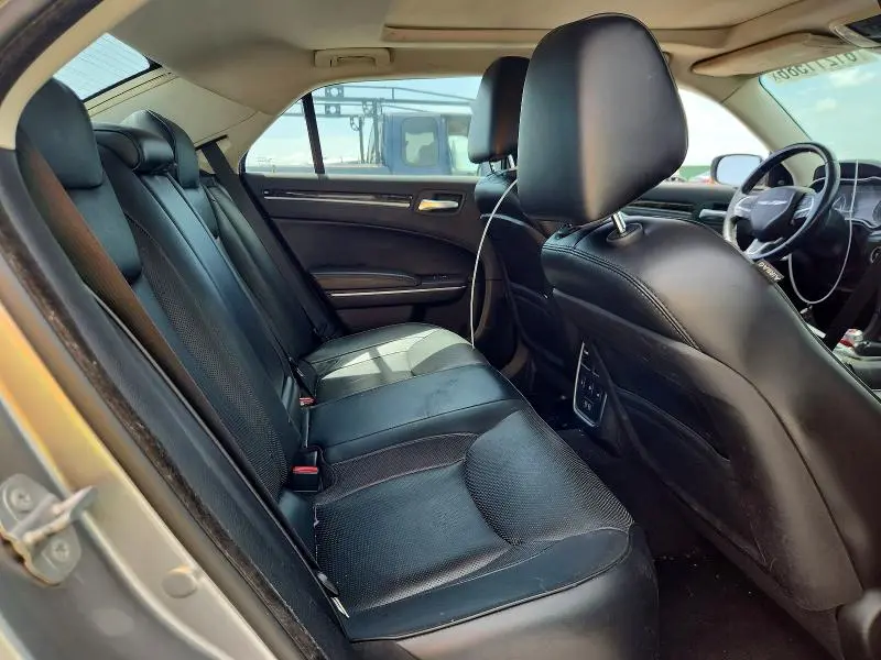 2015 CHRYSLER 300C   
