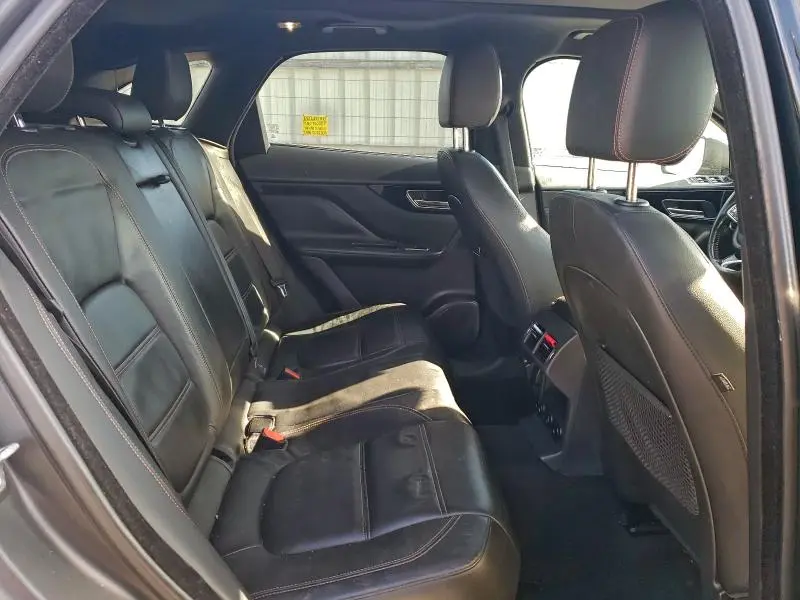 2017 JAGUAR F-PACE PRESTIGE  