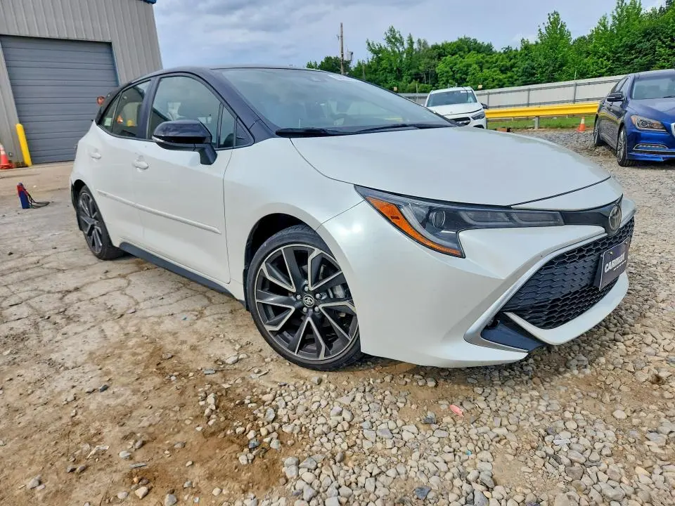 2021 TOYOTA COROLLA XSE  