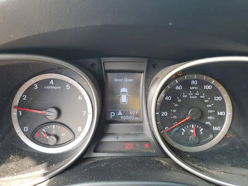 2013 HYUNDAI SANTA FE GLS  