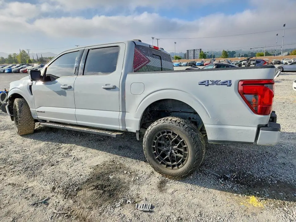 2024 FORD F150 XLT  