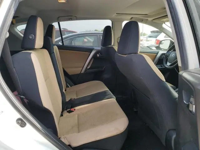 2016 TOYOTA RAV4 XLE
