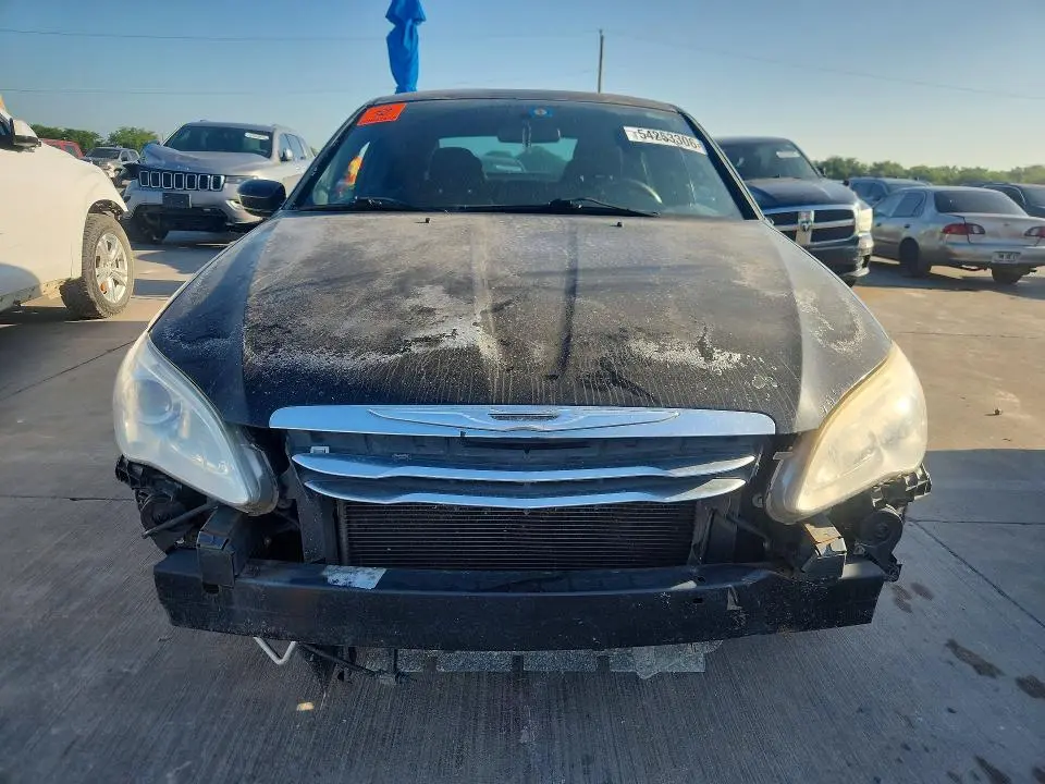 2014 CHRYSLER 200 LX  