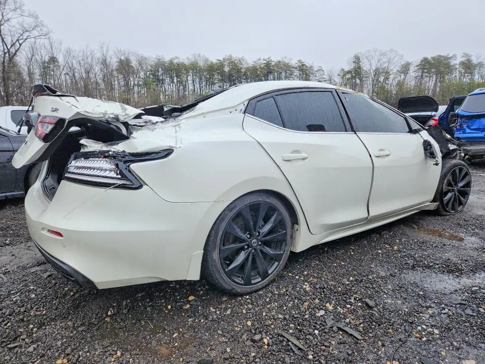 2022 NISSAN MAXIMA 3.5 SR  