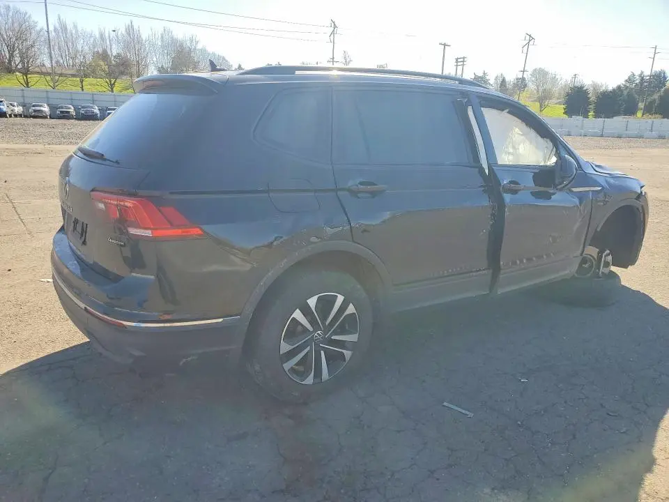 2022 VOLKSWAGEN TIGUAN S  