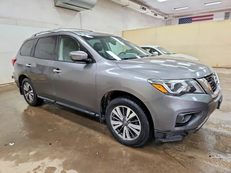 2017 NISSAN PATHFINDER S  