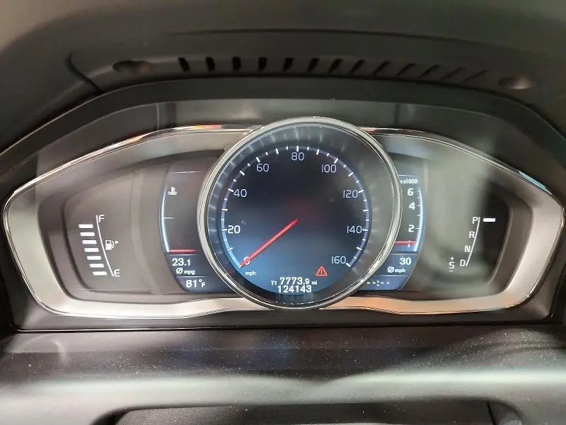 2016 VOLVO XC60 T5 PREMIER  