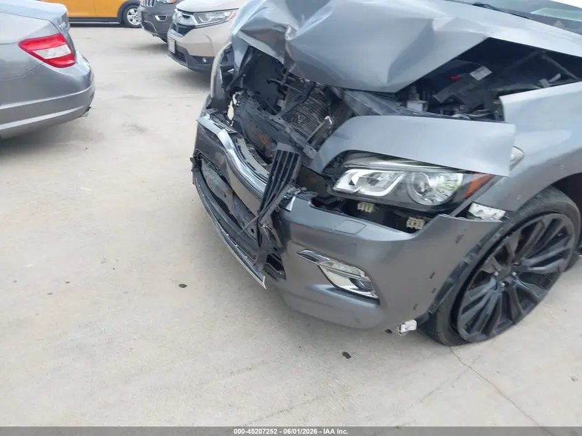 2015 INFINITI QX80  