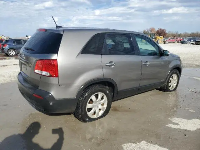2011 KIA SORENTO BASE  