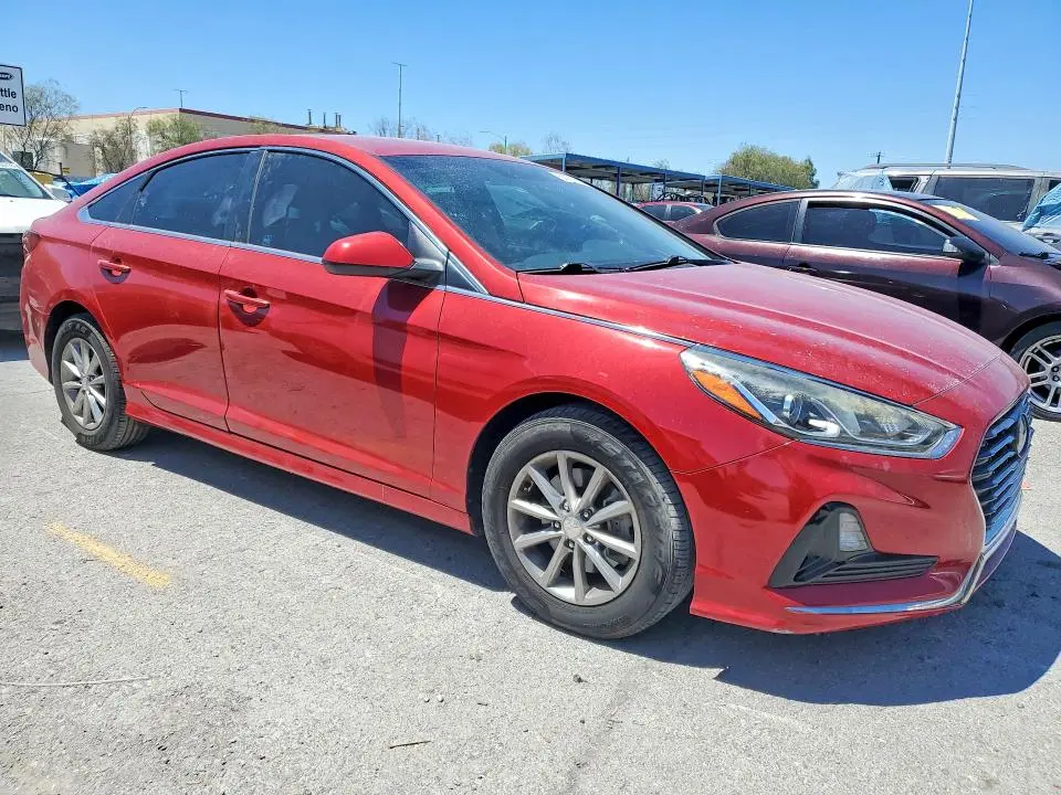 2018 HYUNDAI SONATA SE  