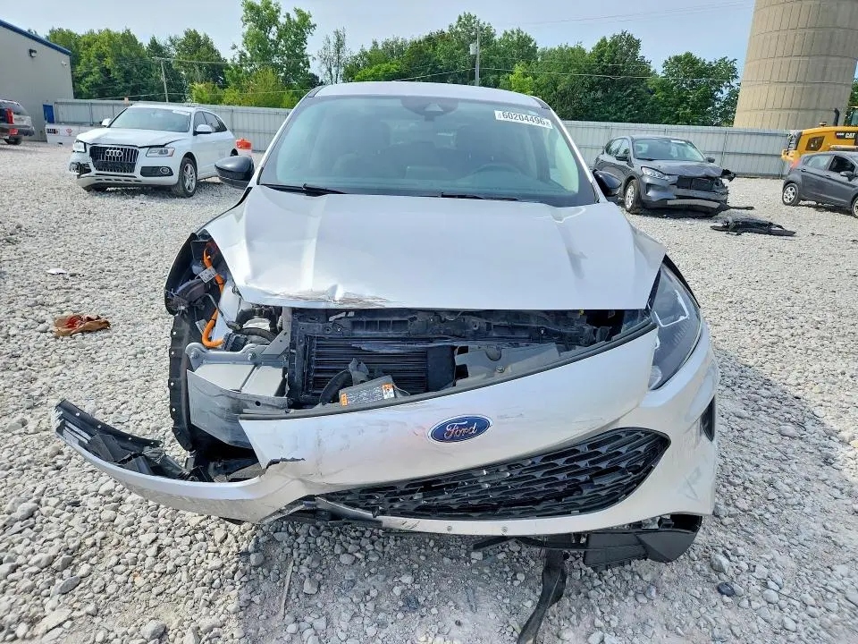 2020 FORD ESCAPE SE SPORT  