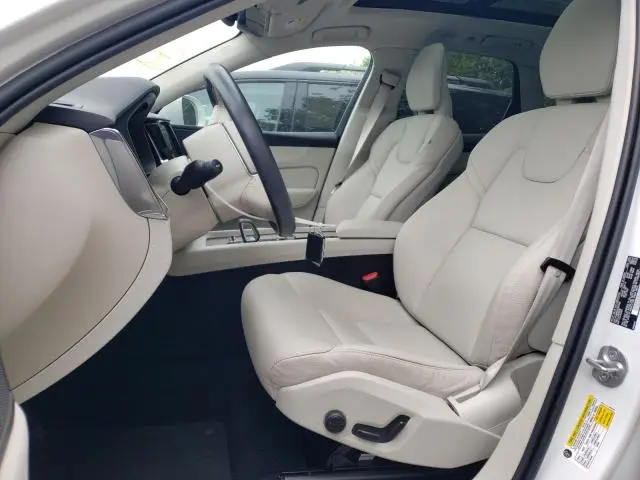 2022 VOLVO XC60 T8 RECHARGE INSCRIPTION EXPRESS  