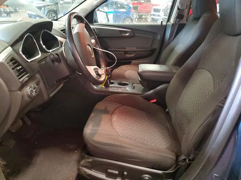 2012 CHEVROLET TRAVERSE LT  