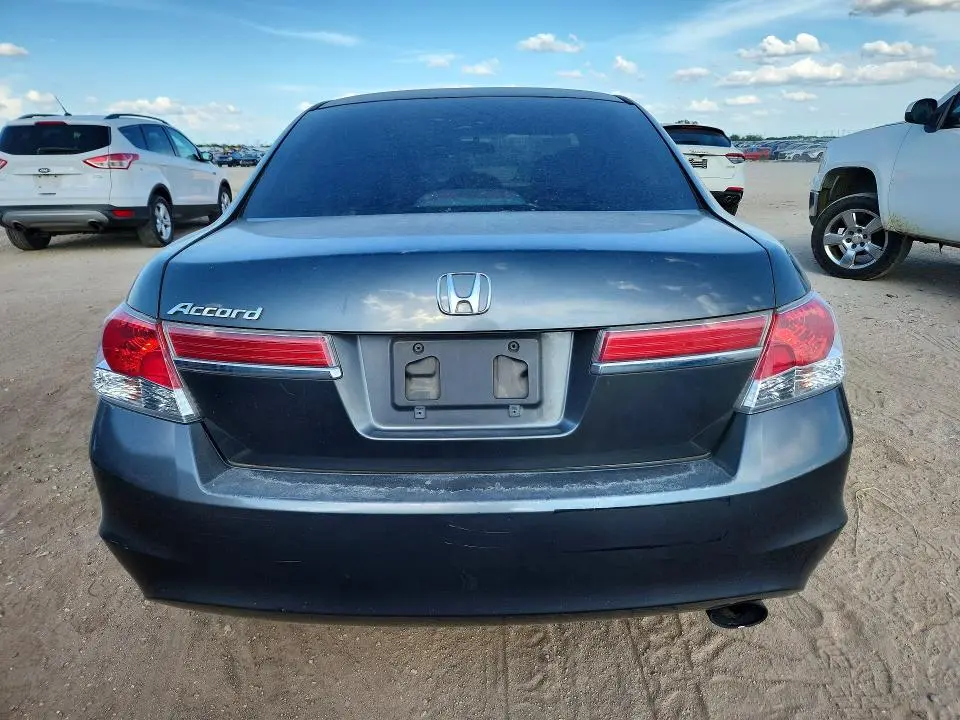 2012 HONDA ACCORD LX  