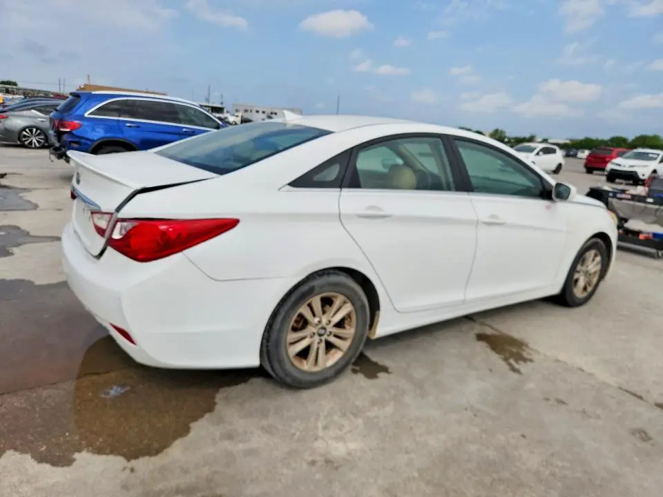2013 HYUNDAI SONATA GLS  