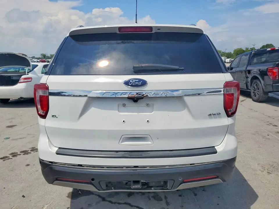 2019 FORD EXPLORER XLT  