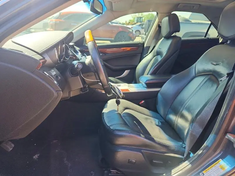2010 CADILLAC CTS LUXURY COLLECTION  
