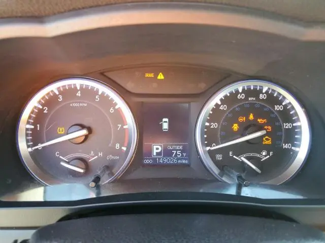 2015 TOYOTA HIGHLANDER LE  