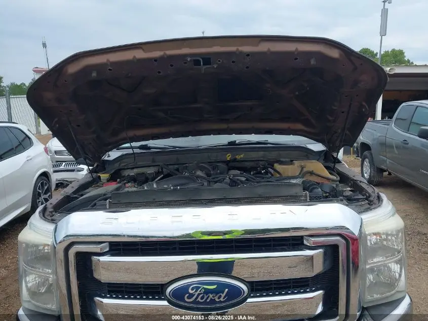 2011 FORD F-250 LARIAT