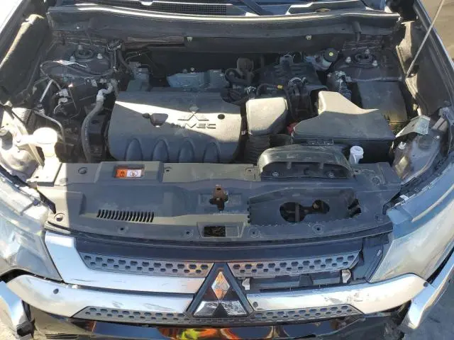 2019 MITSUBISHI OUTLANDER ES
