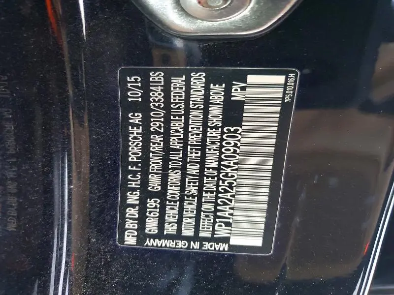 2016 PORSCHE CAYENNE   